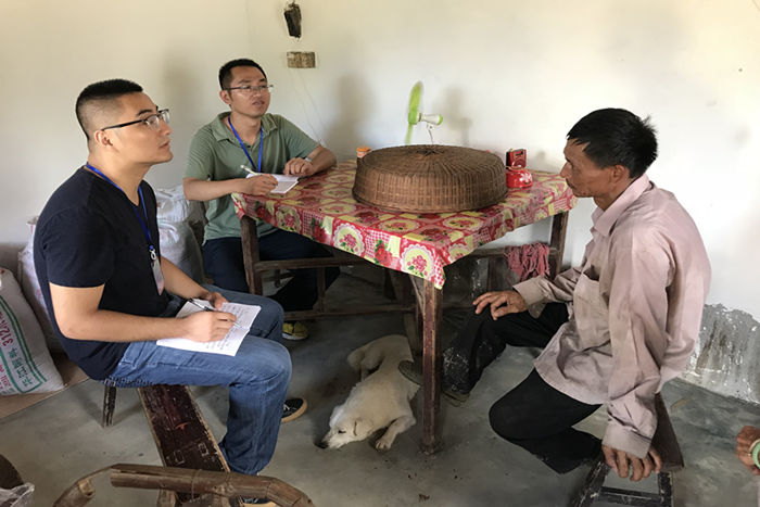 福建日报：入户核查 确保精准扶贫落到实处