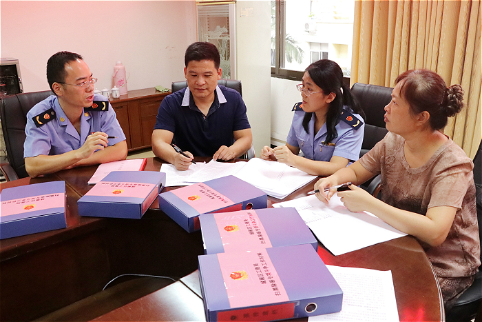 城厢：发挥探头作用 助力扫黑除恶