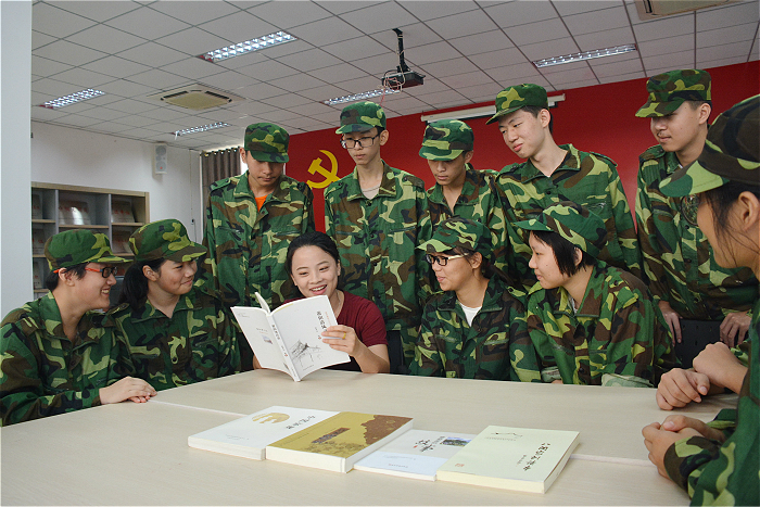 城厢：为新生上好廉洁教育第一课