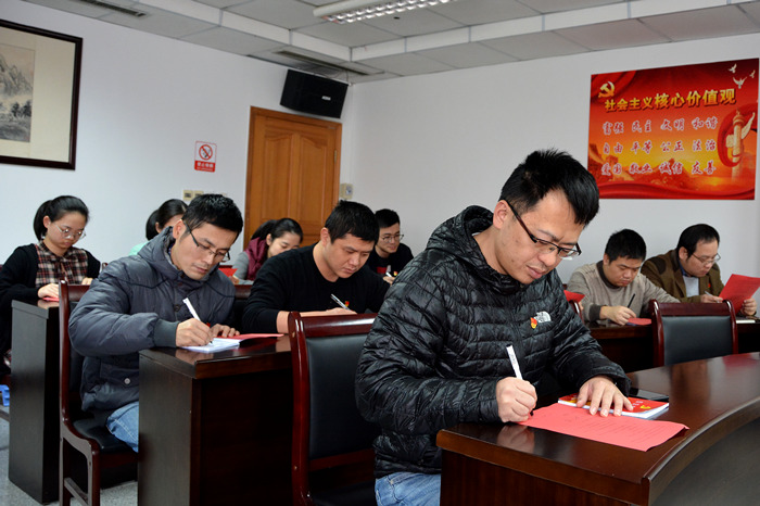 秀屿：组织签订移风易俗承诺书