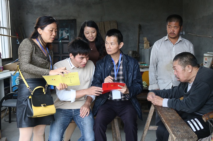 荔城：一线明察暗访 护好扶贫“奶酪”