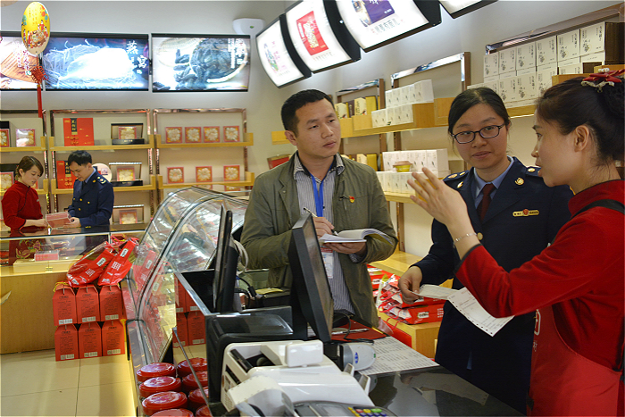 城厢：多方联动纠“四风