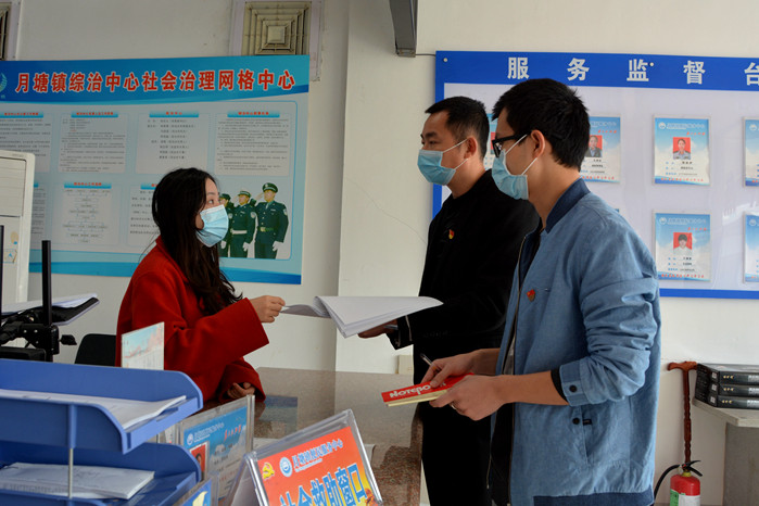 秀屿：监督持续发力　保障窗口服务高质效