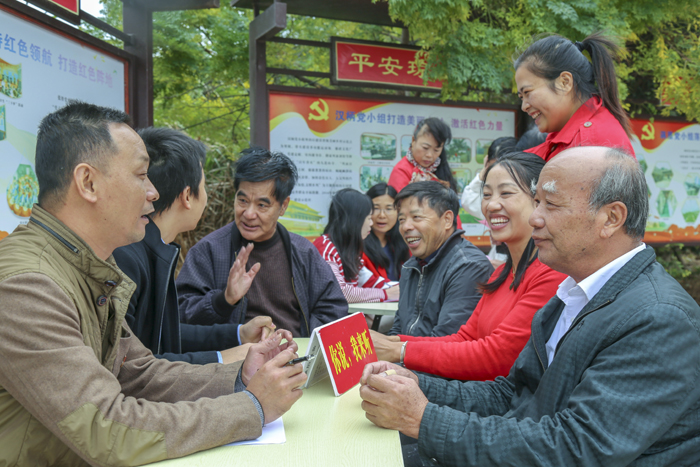 莆田北岸经开区：现场接访　倾听诉求