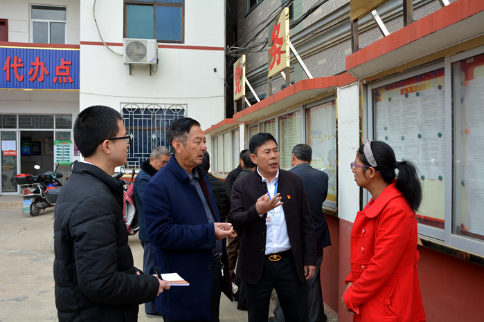 秀屿：发挥特约监察员联系服务群众作用