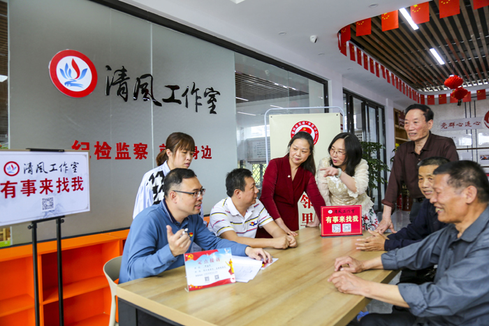 仙游：清风工作室　解难题办实事