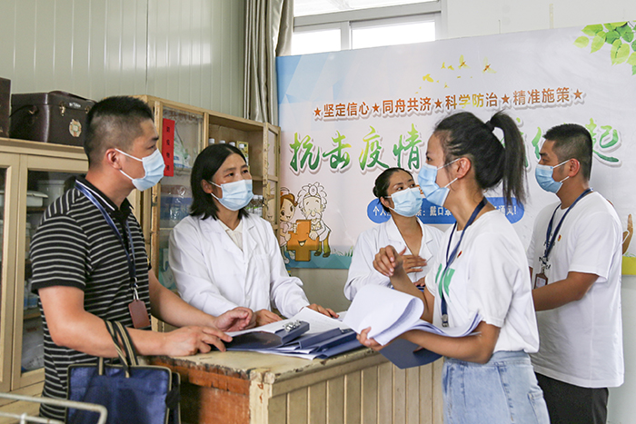 荔城：实地督查 推动疫情防控责任落实