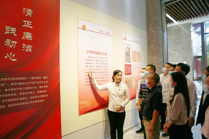 莆田：牢记初心使命 传承清廉家风